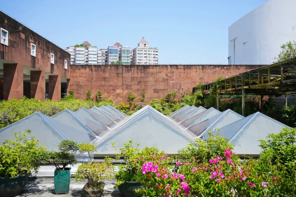 hip roof garden shed